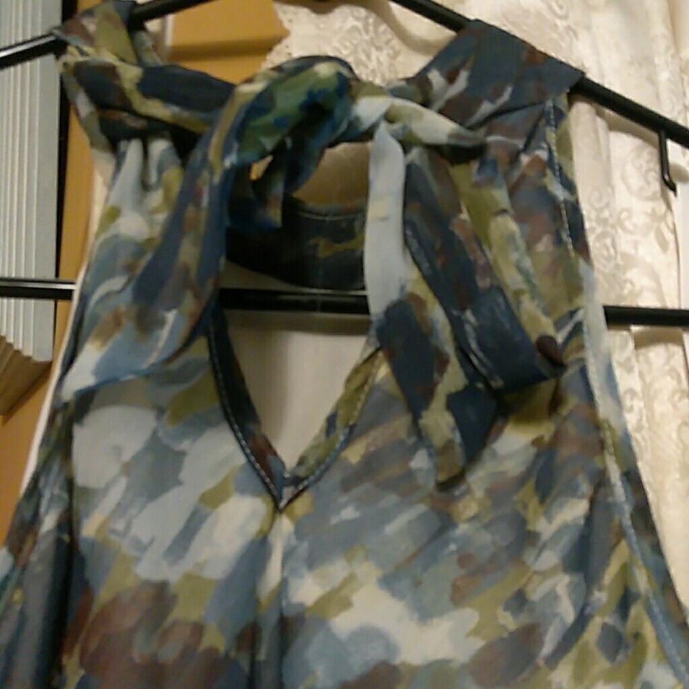Ruffle top - Picture 3 of 5